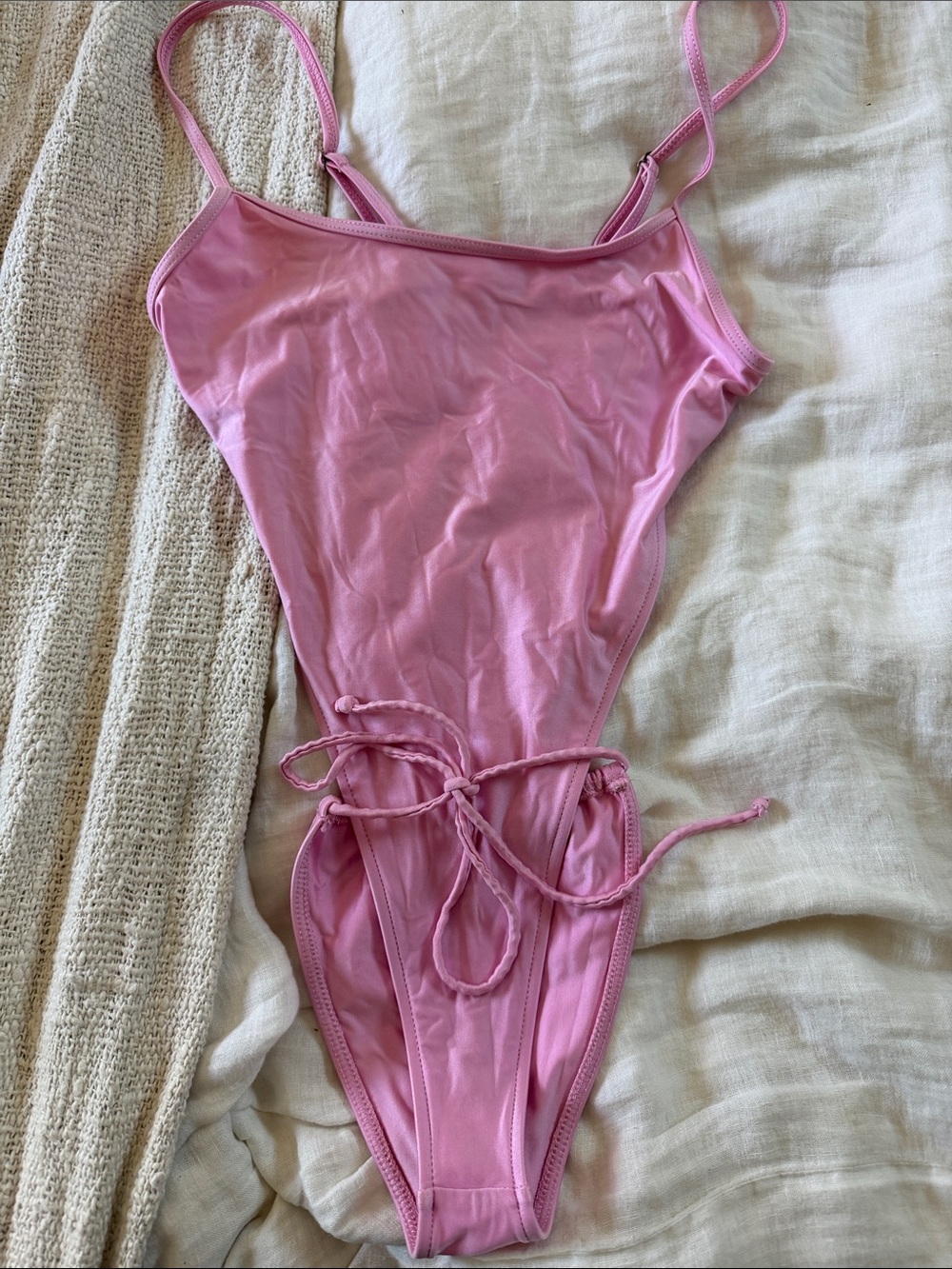 Frankie’s bikinis x alo yoga